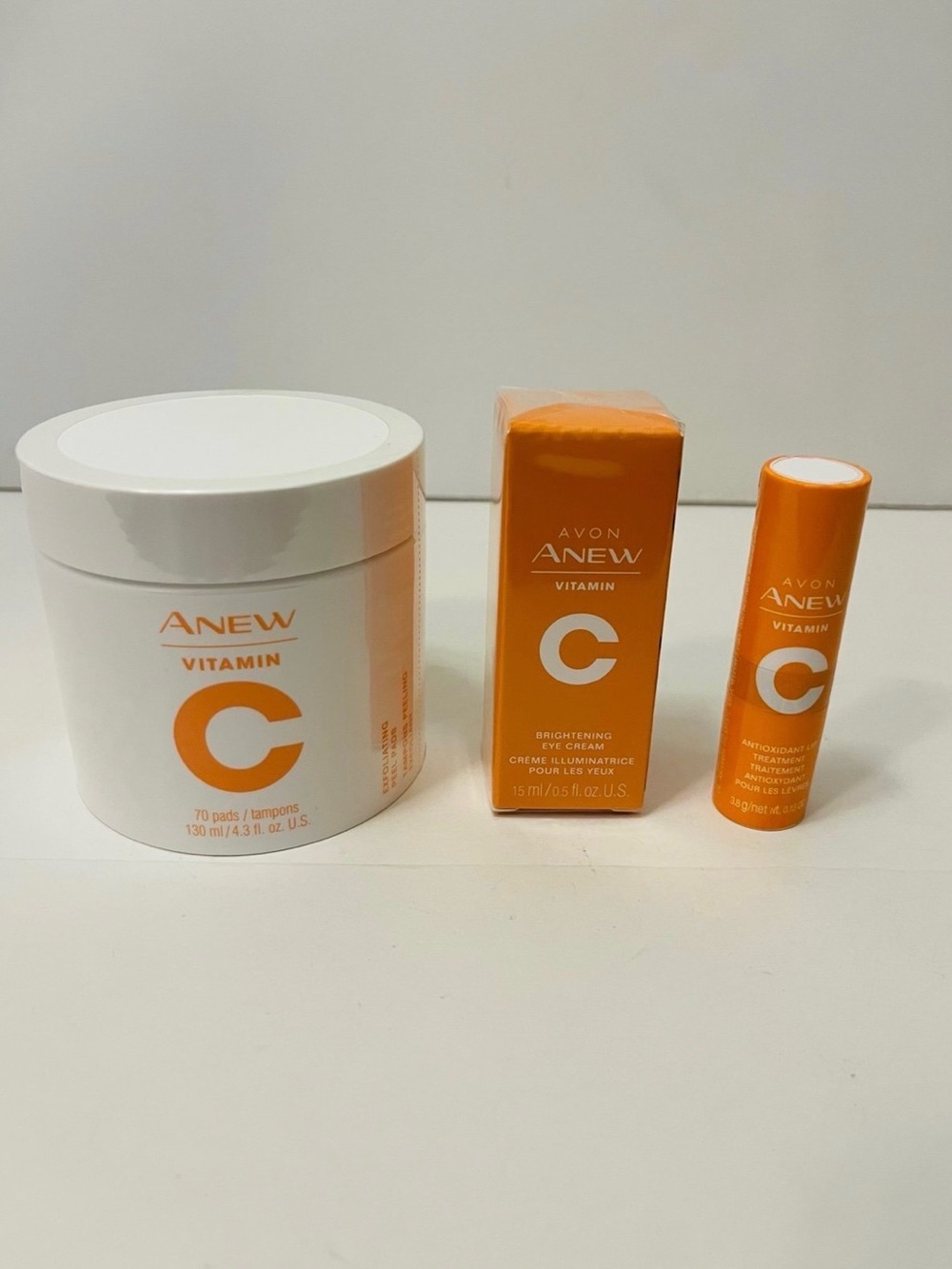 Avon Anew Vitamin C Lot of 3 Exfoliating Peel Pads Eye Cream Lip Treatment